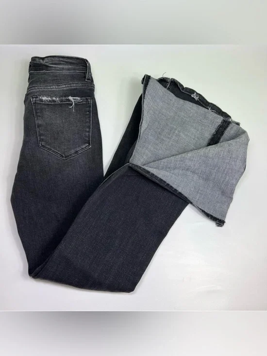 FLYING MONKEY - MID-RISE FLARE W/ EXPOSED BUTTON FLY & SLIT size 24 - Picture 2 of 10